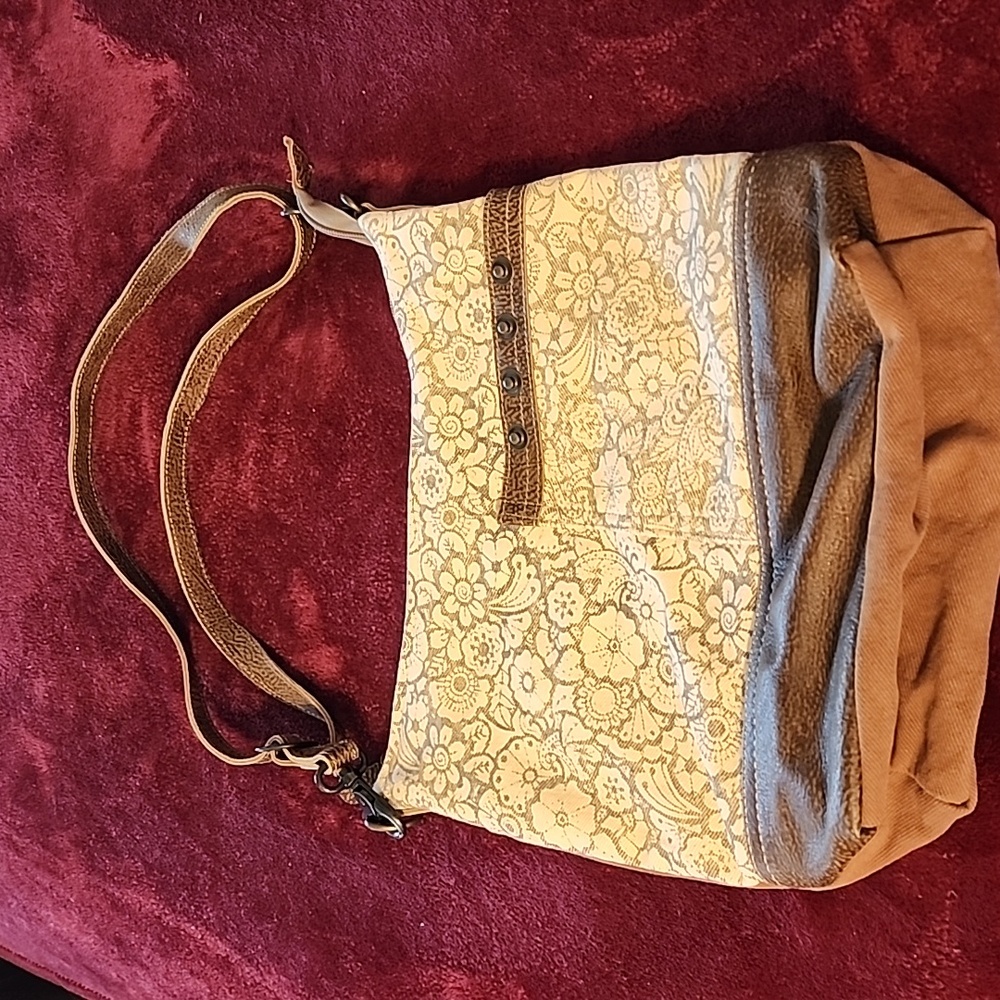 Myra Bag